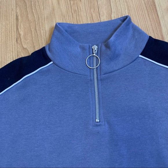 H&M CROPPED SWEATER - Picture 2 of 3